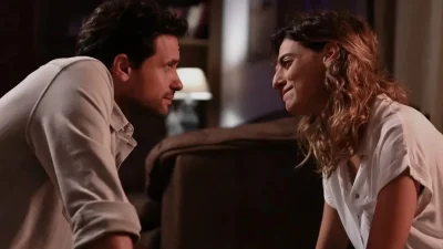 Σασμός: «Κάνε μου έρωτα Αστέρη σα να είναι η τελευταία μας φορά» - Δείτε την σκηνή που η Αργυρώ τον παρατάει, πριν παιχτεί στην τηλεόραση