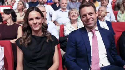 «Αν είχε πει η Αχτσιόγλου ή βγαίνω πρόεδρος ή φεύγω θα είχα...» - Η πρώτη αντίδραση του Στέφανου Κασσελάκη μετά την αποχώρησή της από τον ΣΥΡΙΖΑ