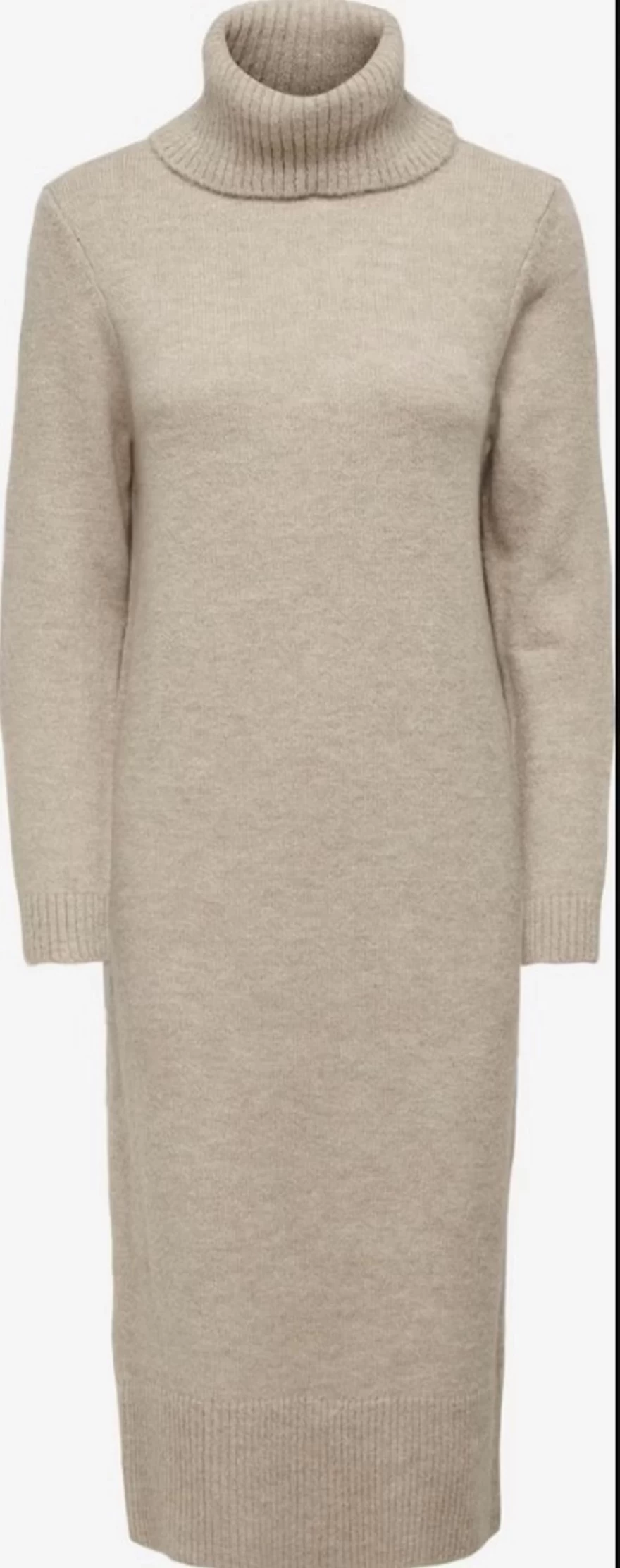 πλεκτό φόρεμα