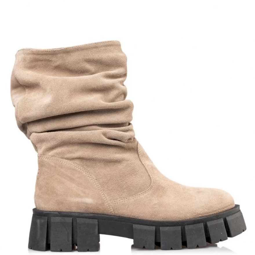 μπότες μπεζ