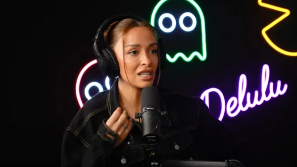 «"Έλα μωρέ τώρα το αλβανάκι θέλει να κάνει και καριέρα"! Έγινε ένα αγκάθι στη ψυχούλα μου αυτό» - Εξομολόγηση καρδιάς από την Ελένη Φουρέιρα