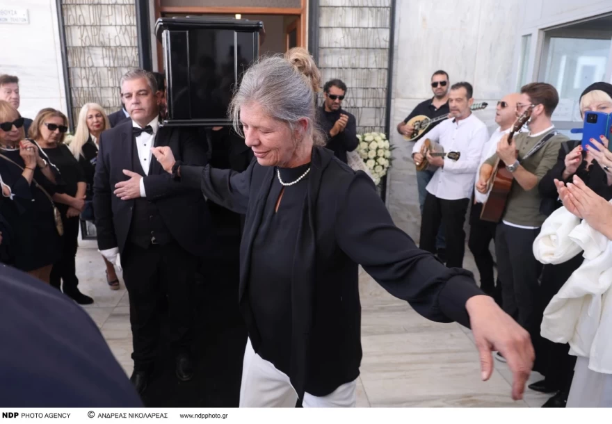 Λίλιαν Φωκά - Κηδεία Φωκά