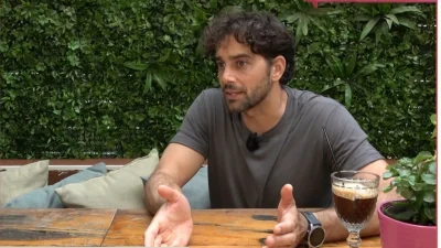 «Η συνεπιμέλεια είναι ένα τεράστιο βήμα...» - Όσα αποκάλυψε ο Χάρης Γιακουμάτος για τις σχέσεις με την πρώην σύζυγό του