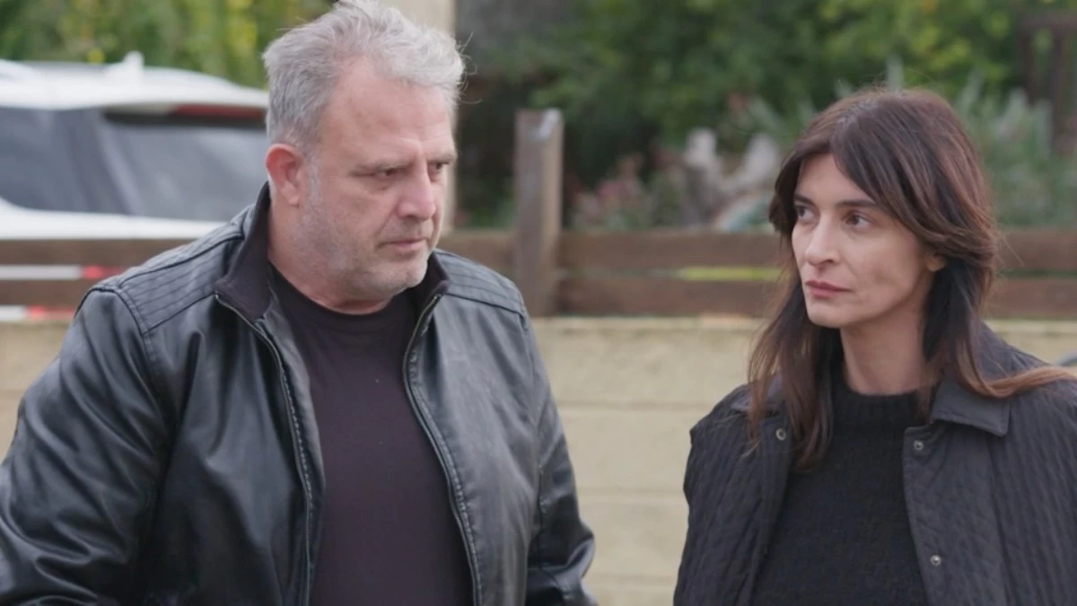 Η γη της ελιάς (26/11): «Αλλάζεις νούμερο; Με ξεγράφεις;», «Δεν μπορείς να με εξαγοράσεις» - Καταρρέουν Στάθης & Ιουλία