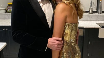 Αγαπημένος σεφ έγινε ξανά πατέρας - Η τρυφερή φωτογραφία από το μαιευτήριο με το μωρό και τη γυναίκα του