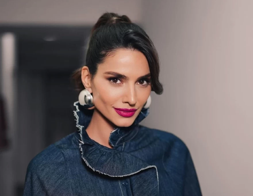 ηλιάνα_παπαγεωργίου_φούξια_κραγιόν