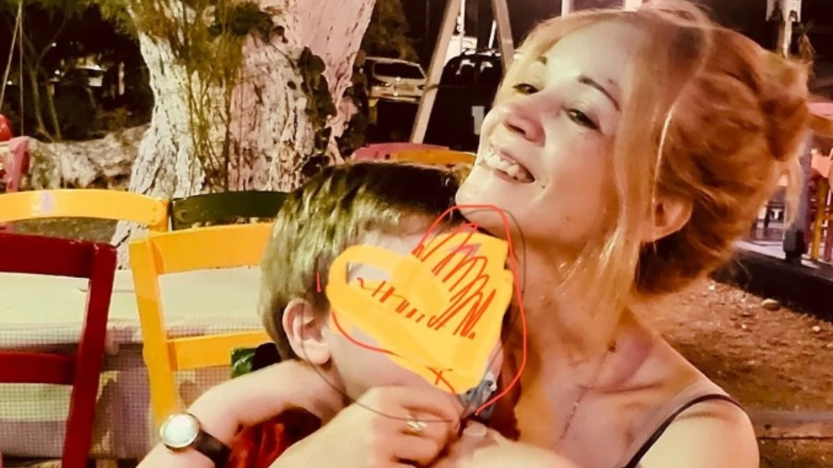 «Με χάιδεψε και μου είπε: ''Το ξέρω ότι θέλεις την μαμά σου''» - Τα συγκινητικά λόγια του 4χρονου γιου της Ιωάννας Παππά για την απώλεια της μητέρας της