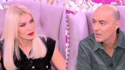 «Είσαι ερωτεύσιμος», «Με θες;» - Η αντίδραση του Θανάση Αλευρά στο "πέσιμο" της Κατερίνας Καινούργιου