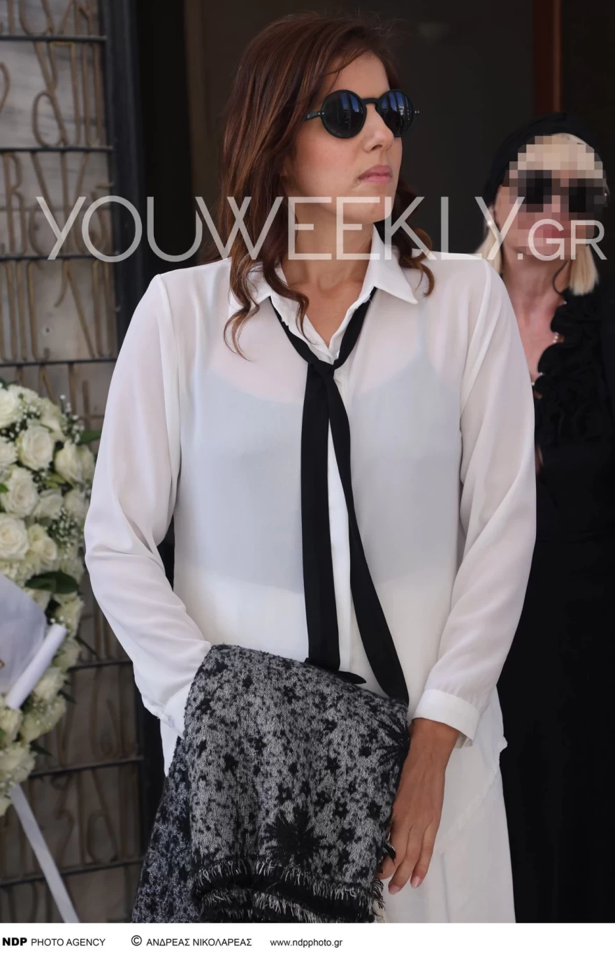 Κηδεία Σπύρου Φωκά θετή κόρη