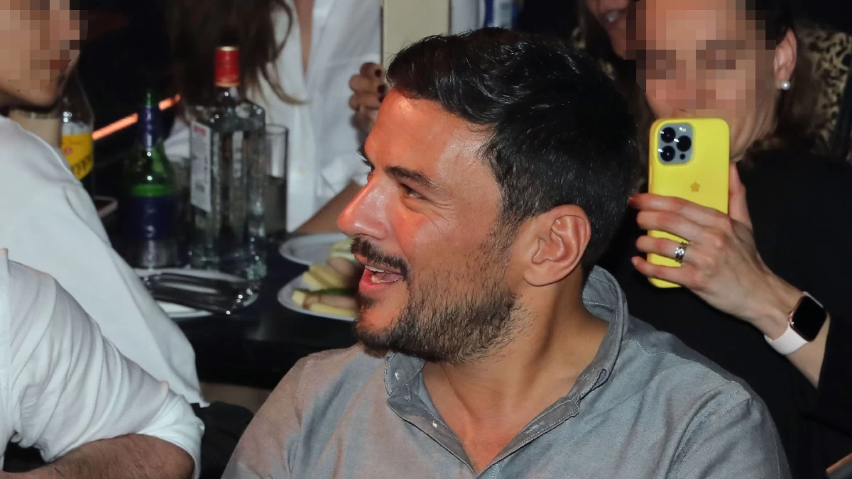 «Έχει τύχει να εκφωνήσω τη δολοφονία της θείας μου χωρίς να το ξέρω» - Συγκλονίζει ο Κώστας Τσουρός