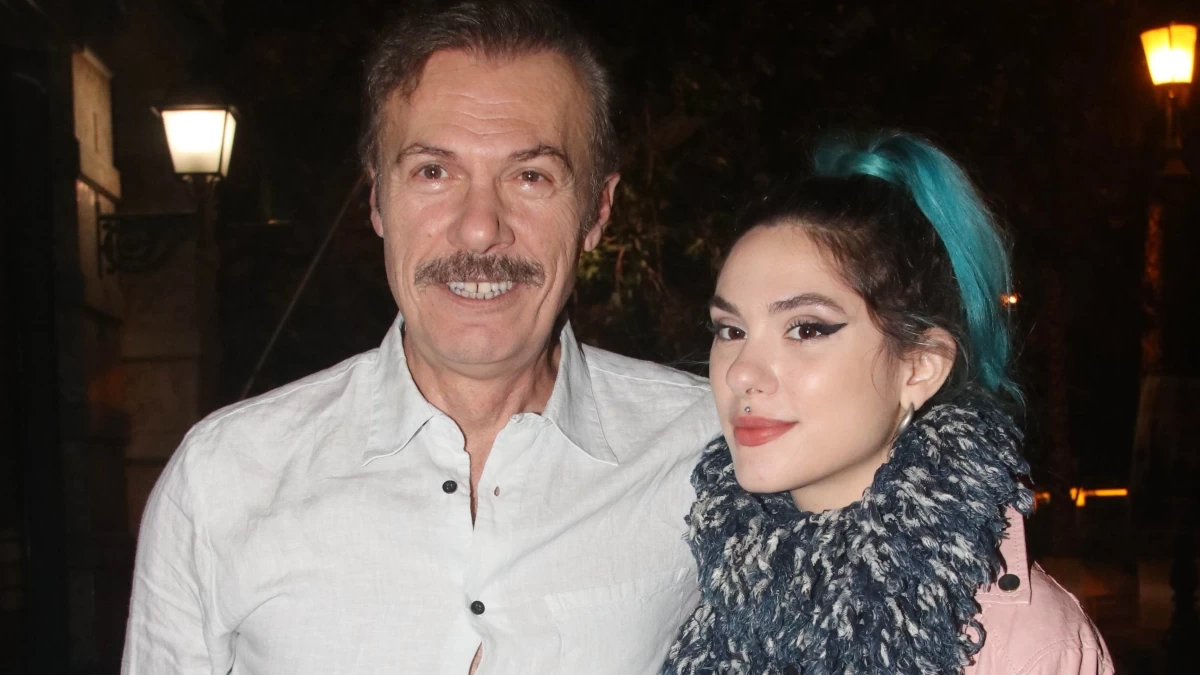 Η εκπληξη του Λάζαρου Γεωργακόπουλου στην κόρη του στον αέρα της εκπομπή "Οδός Ζαρίφη 2"