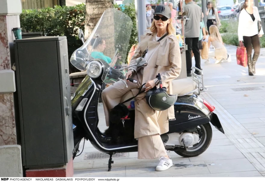 Μπέττυ Μαγγίρα - Μηχανή