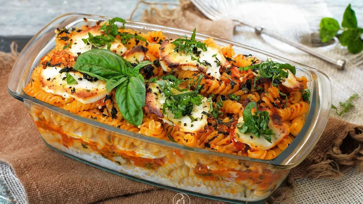 Το πιο γρήγορο κι εύκολο φαγητό, που θα λατρέψετε: Μακαρόνια στο φούρνο