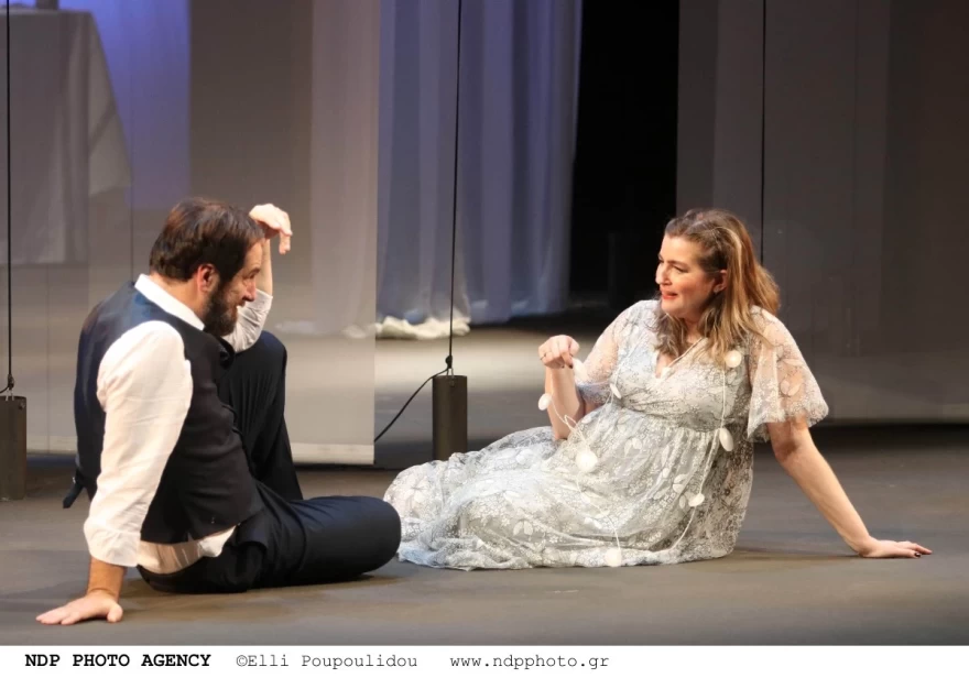 Μαρία Κίτσου θεατρική παράσταση