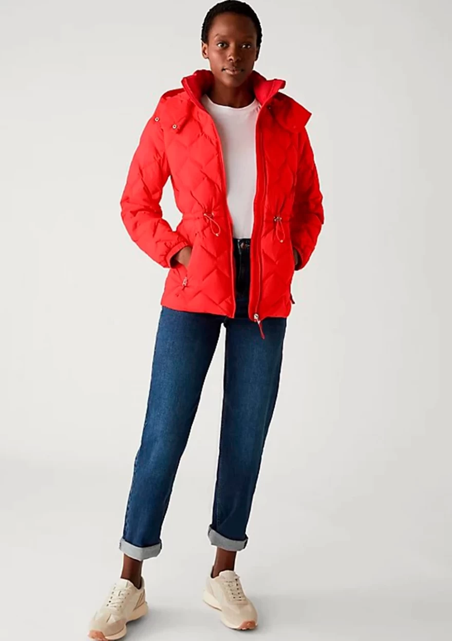 κόκκινο μπουφάν