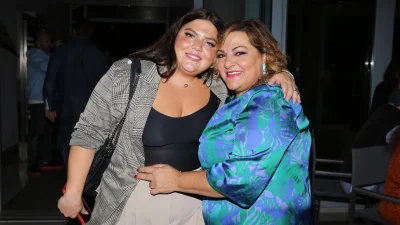 «Δεν θα ξεχάσω ποτέ τις μέρες που έκλαιγες στο σαλόνι, άκουγα τον λυγμό σου...» - Η συγκινητική & μακροσκελής ανάρτηση της Δανάης Μπάρκα για τη Βίκυ Σταυροπούλου