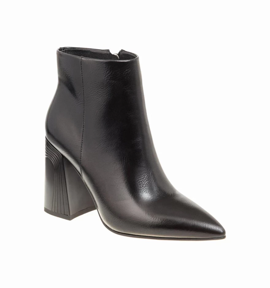 μαύρες μπότες