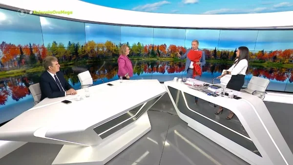 Ανθή Βούλγαρη - Ιορδάνης Χασαπόπουλος: Η on air έκπληξη στη Ματίνα Παγώνη στο "Κοινωνία Ώρα Mega"