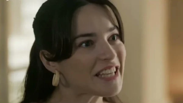 Ο Παράδεισος των κυριών (21/11): «Έναν γιατρό!!» - Η Στέλλα κάνει απόπειρα αυτοκτονίας και ο Χριστόφορος την βρίσκει αναίσθητη στο κρεβάτι του