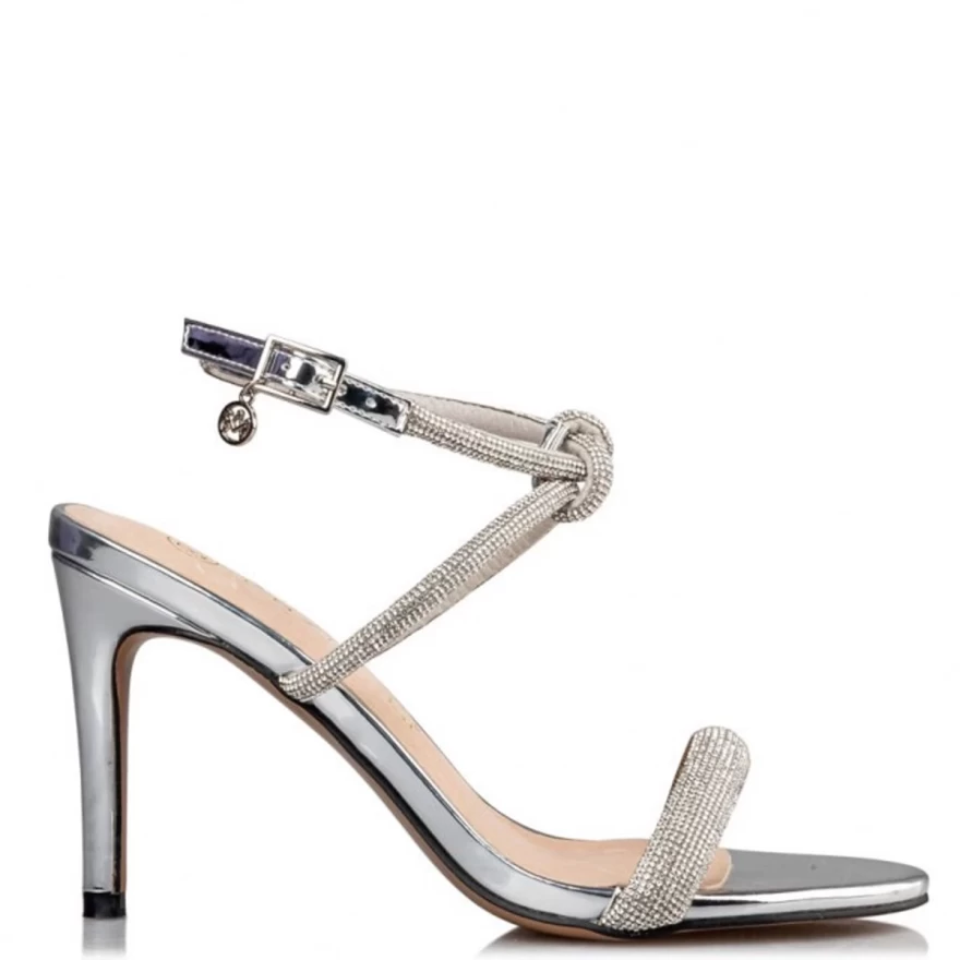 ασημί πέδιλα