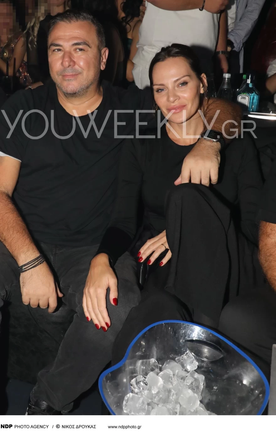 Ρέμος Μπόσνιακ μπουζούκια αγκαλιά