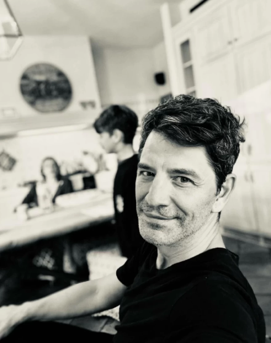 Σάκης Ρουβάς παιδιά σπίτι