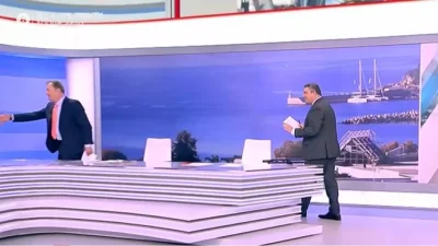 Χαρές στο ΣΚΑΪ: Έγινε πατέρας και κέρασε όλο το πλατό του "Σήμερα"