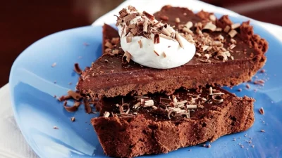 Μας τρέχουνε τα σάλια: Σοκολατένια τάρτα µε κρέµα σοκολάτας