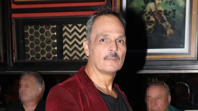 Η νέα φωτογραφία του Σταμάτη Γαρδέλη μέσα από το Δαφνί - Η κατάσταση της υγείας του ηθοποιού