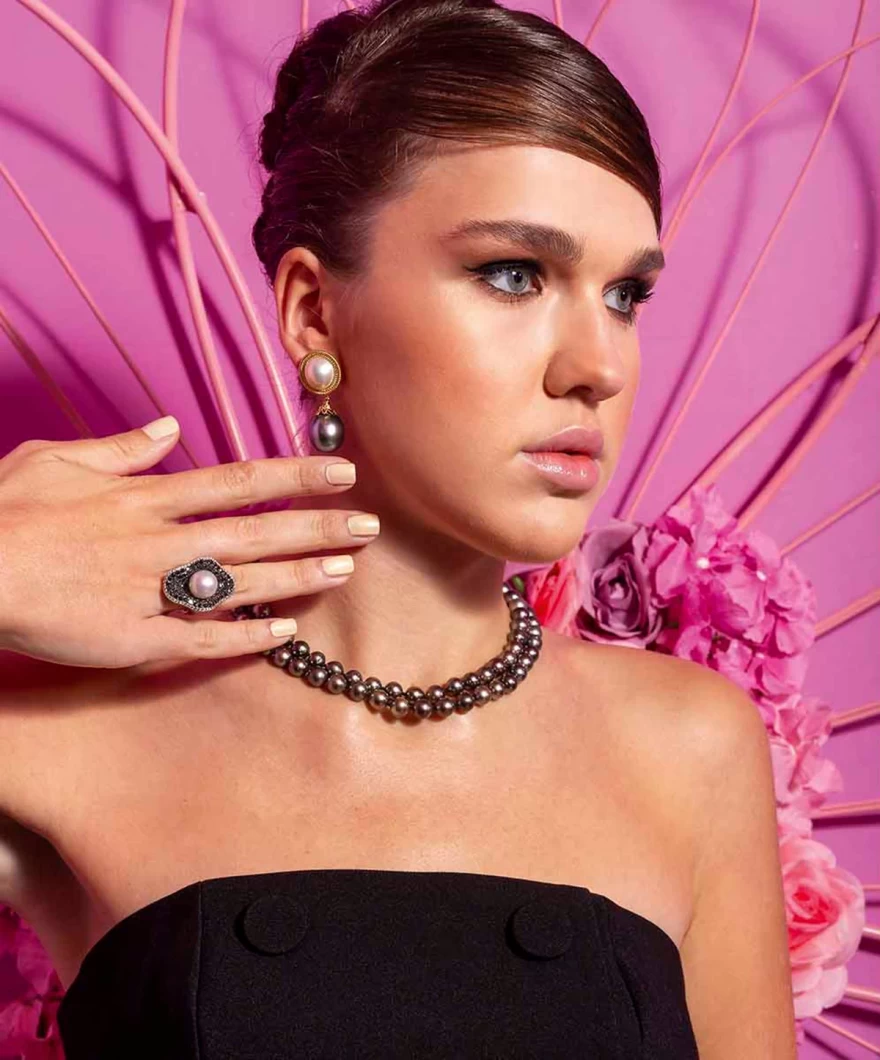 χρυσό σετ κοσμήματα