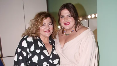 «Για το παιδί κάθε µάνα στεναχωριέται...» - Η απάντηση της Σταυροπούλου σε όσους κάνουν bullying στην κόρη της, Δανάη Μπάρκα