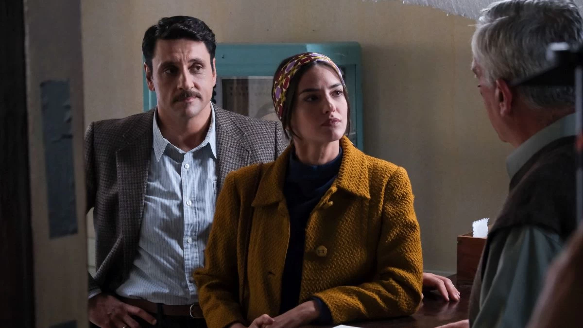 Το Ναυάγιο: Σούπερ αποκλειστικό - Η Θοδώρα είναι παιδί του Δημήτρη!