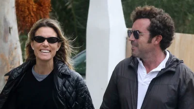 Διώροφο με καταπράσινο κήπο και σικάτη διακόσμηση - Το υπερπολυτελές σπίτι της Βίκυς Καγιά και του Ηλία Κρασσά στην Βούλα