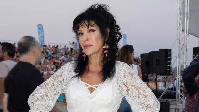 Σοφία Βόσσου: «Θεωρώ ατυχέστατο αυτό που είπε ο Light» - Στο πλευρό του Ανδρέα Μικρούτσικου και η τραγουδίστρια