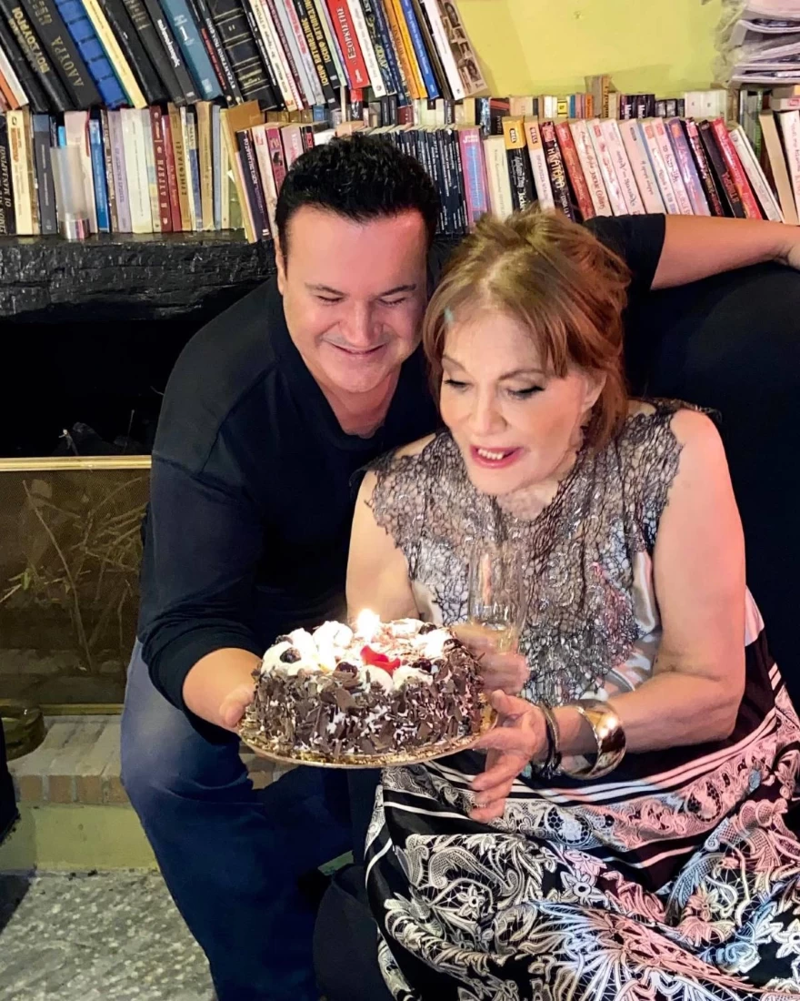 Μαίρη Χρονοπούλου Γιάννης Αρμουτίδης