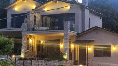 Evora Suites: Ένα luxury & cozy boutique ξενοδοχείο στη γραφική Ευρυτανία σε περιμένει να το ανακαλύψεις!