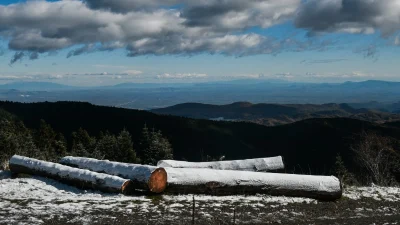 Καιρός 15/12: Καταιγίδες, χιονοπτώσεις και σημαντική πτώση της θερμοκρασίας σήμερα