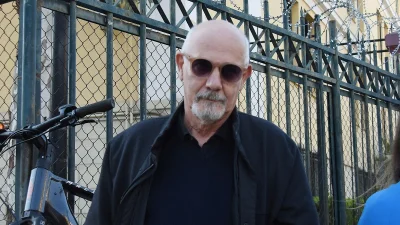 Άσχημη εξέλιξη με την πρεμιέρα του Γιώργου Κιμούλη στο θέατρο