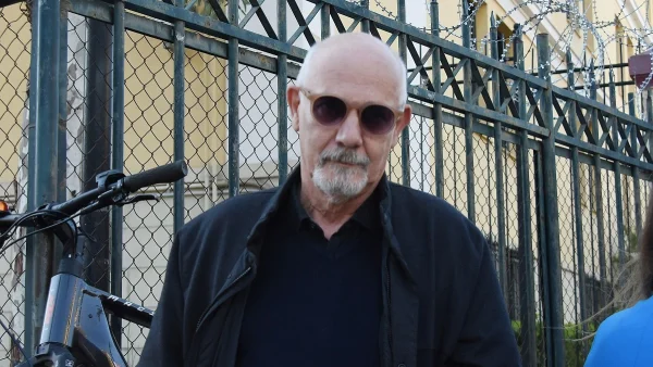 Άσχημη εξέλιξη με την πρεμιέρα του Γιώργου Κιμούλη στο θέατρο