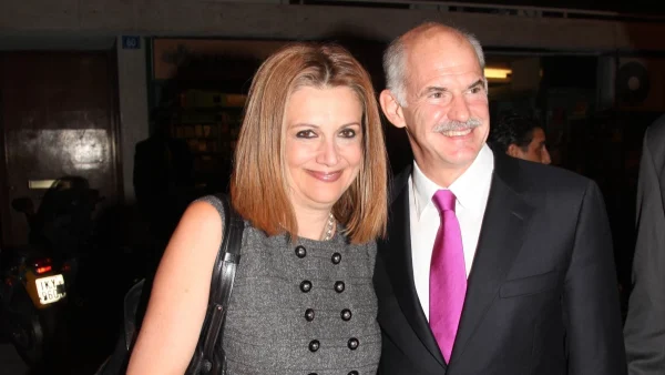 Ερωτευμένη ξανά η πρώην σύζυγος του Γιώργου Παπανδρέου, Άντα, τρία χρόνια μετά το διαζύγιο - Ο έρωτας με τον Έλληνα καθηγητή