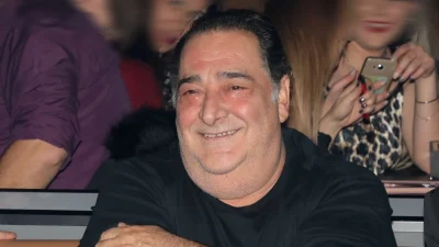 Βασίλης Καρράς: Τσακίζει κόκαλα η ανάρτηση της κόρης του, Ειρήνης - Η φωτογραφία στην αγκαλιά του από το γάμο της