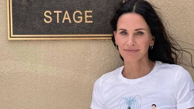 Courteney Cox: Το αγαπημένο της απολεπιστικό προσώπου είναι ιδανικό για vegans & κοστίζει 20,95 ευρώ!