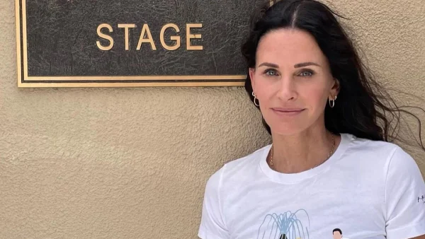 Courteney Cox: Το αγαπημένο της απολεπιστικό προσώπου είναι ιδανικό για vegans & κοστίζει 20,95 ευρώ!