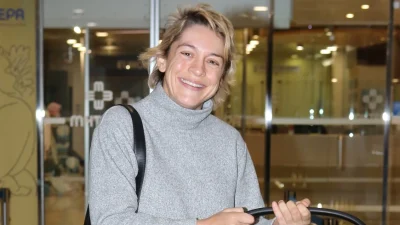 Γιούλικα Σκαφιδά: Δεν αφήνει λεπτό τον νεογέννητο γιο της - Το κοίμισε δίπλα στο χριστουγεννιάτικο δέντρο