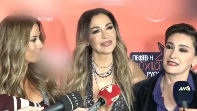 «Υπάρχει μία αγωνία πάντα...» - Τα πρόσωπα που έκαναν τη Δέσποινα Βανδή να έχει τρακ πριν ανέβει στη σκηνή