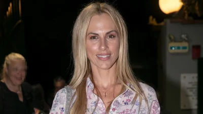 Άλλαξε χρώμα και κούρεμα - Μια άλλη η Ντορέττα Παπαδημητρίου μετά τη μεγάλη αλλαγή στα μαλλιά της