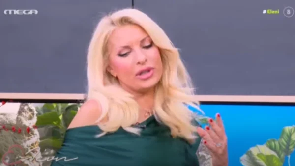 «Με θαύμασα που κούμπωσε το φόρεμα...» - Ανανεωμένη και αδυνατισμένη η Ελένη Μενεγάκη στο πλατό του MEGA