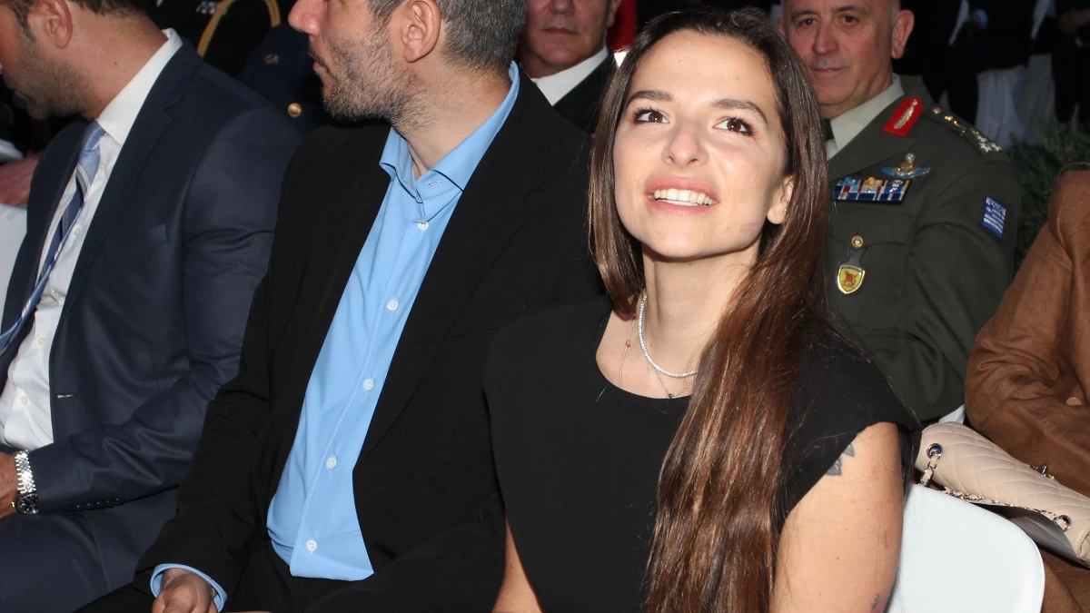 «Το όνομα "Νικόλαος" συμβόλιζε τον πόνο, την ανασφάλεια...» - Ρίγη συγκίνησης με τις ευχές της Εριέττας Κούρκουλου για τον πατέρα και τον γιο της