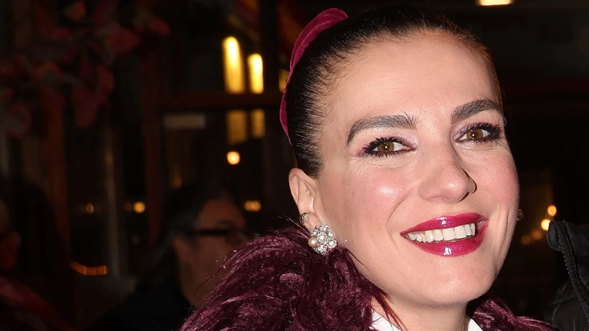 Φωτεινή Δάρρα: Δυσάρεστα νέα για την τραγουδίστρια - Μία μέρα μετά τα Χριστούγεννα βρέθηκε στο νοσοκομείο