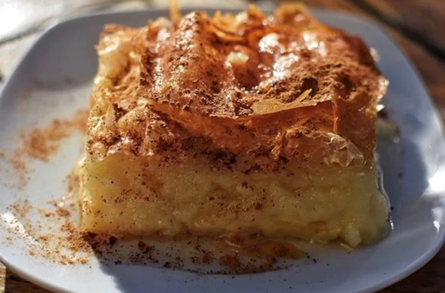 γαλακτομπούρεκο καρβέλης